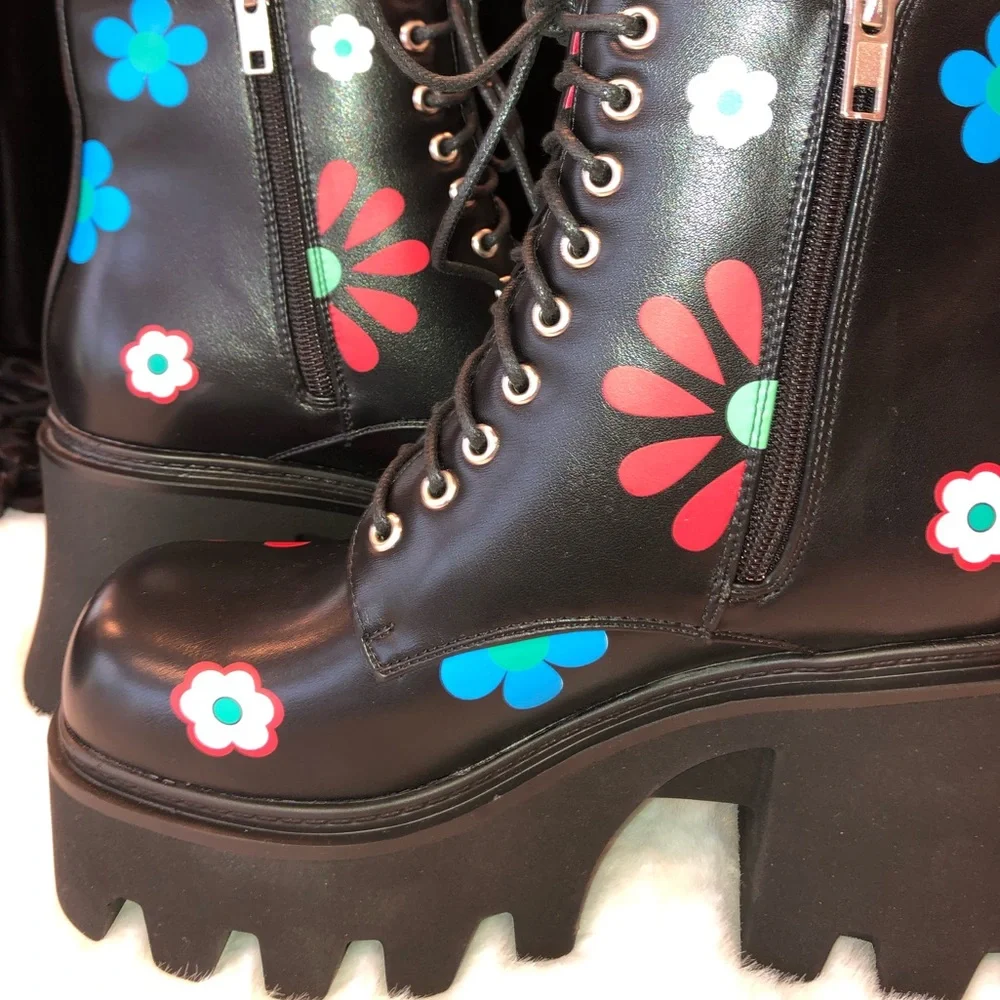 Dolls Kill Flower Power Platforms w/zippers - NWT